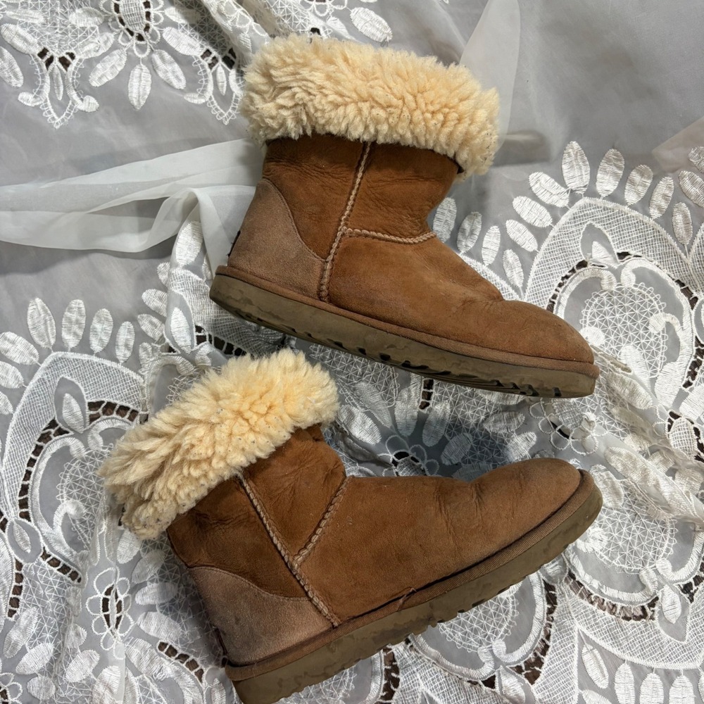 Y2K Fall UGG Classic Short Chestnut Sheepskin Boots F20012F Womens 7